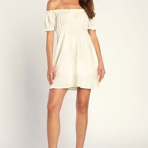 NWT Lulu's Size Small Ivory Radiant Realness Off-the-Shoulder Babydoll Dress